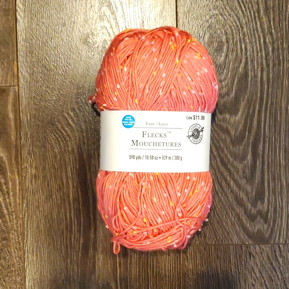 NEW Flecks Yarn by Loops & Threads Light Pink - 590 yards Soft!